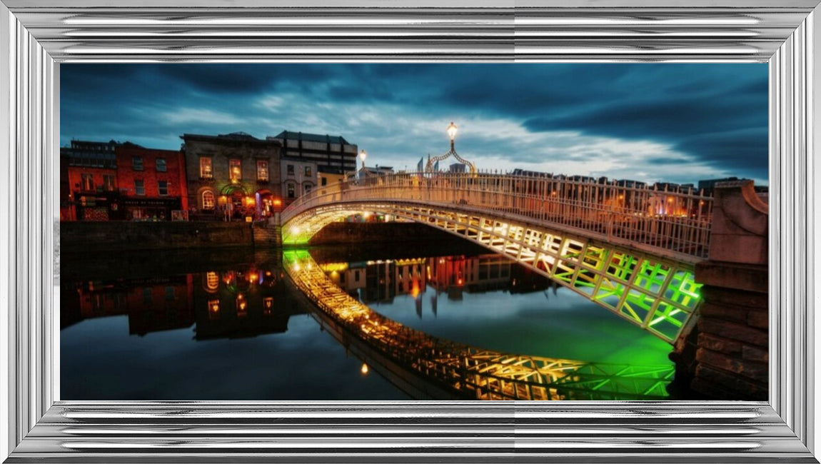 ha'penny Bridge, Dublin