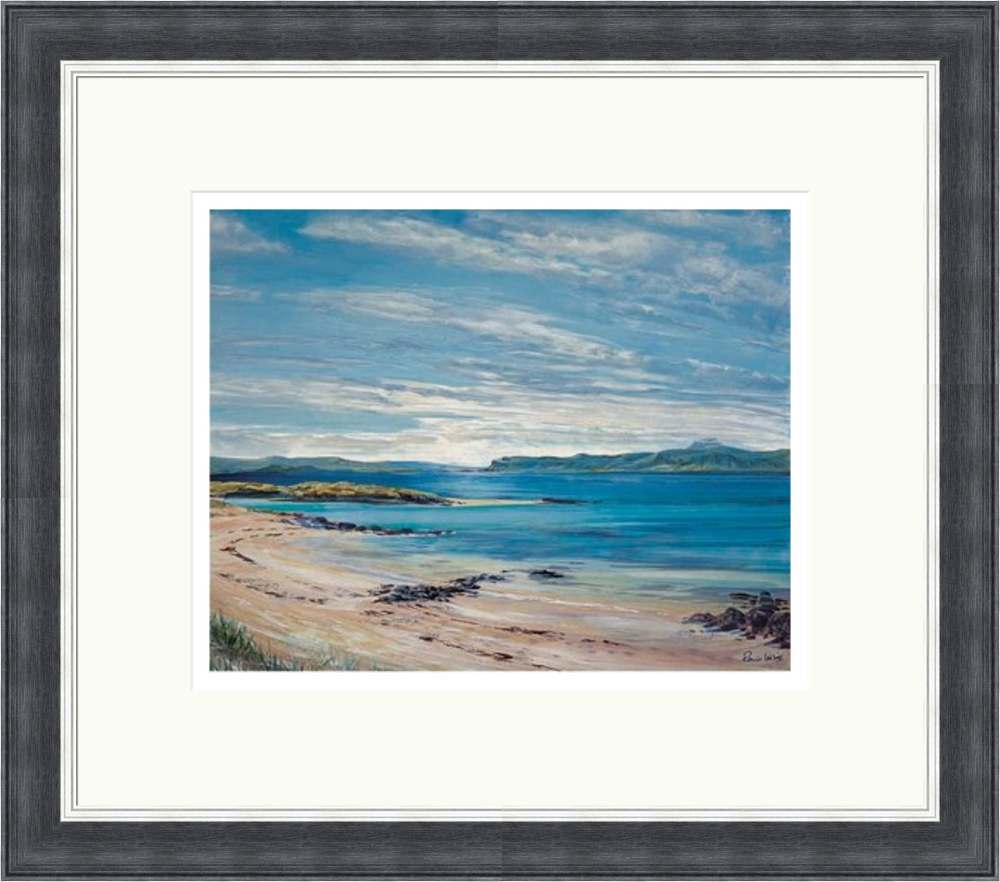 North Sands, Iona by Ronnie Leckie