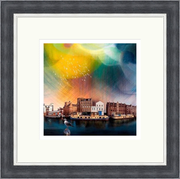 Seagull On The Shore by Esther Cohen