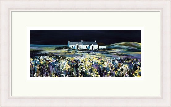 Moonlight Shimmer by Avril Thomson-Smith